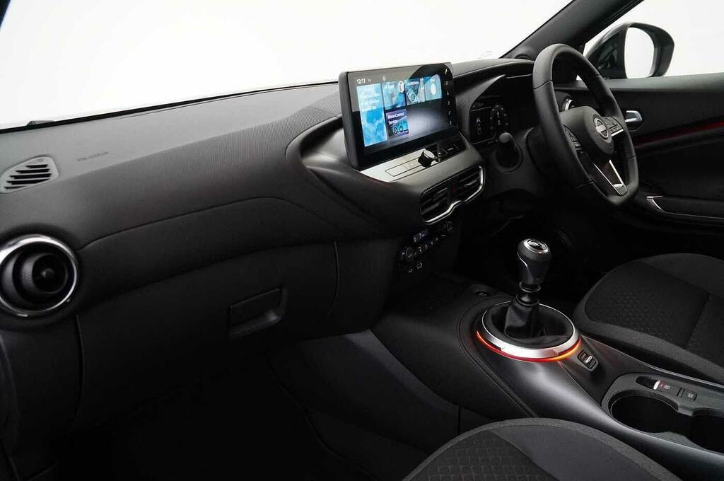 Nissan Juke 1.0 Dig-t 114 N-connecta With Sat Nav And Rear Vie White #2