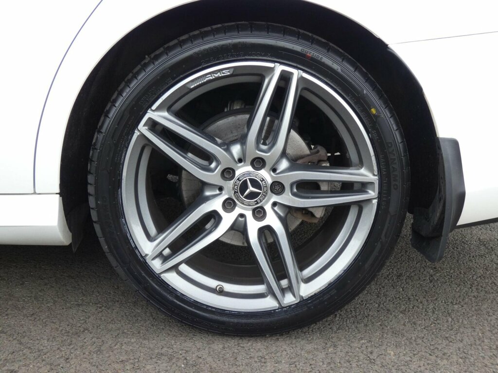 Mercedes-Benz E Class E220d Amg Line 9G-tronic Black #37