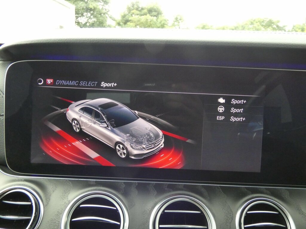 Mercedes-Benz E Class E220d Amg Line 9G-tronic Black #21