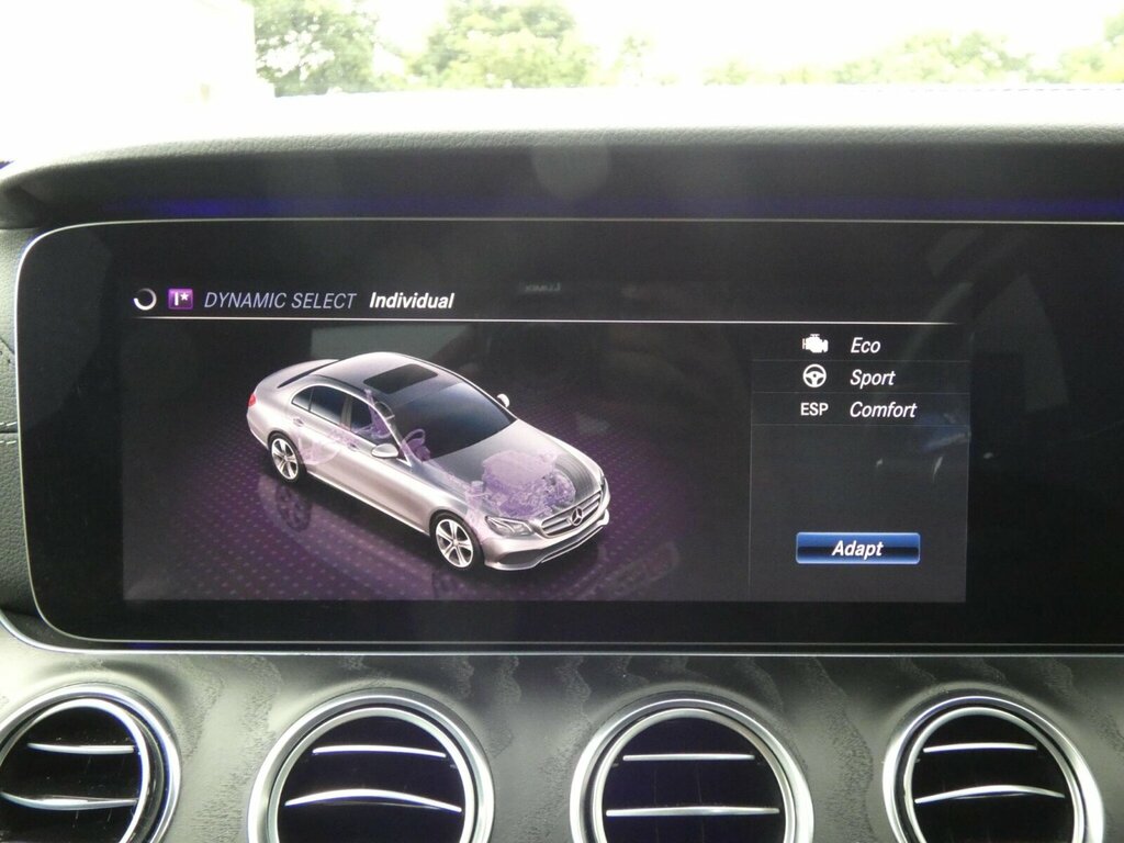 Mercedes-Benz E Class E220d Amg Line 9G-tronic Black #20