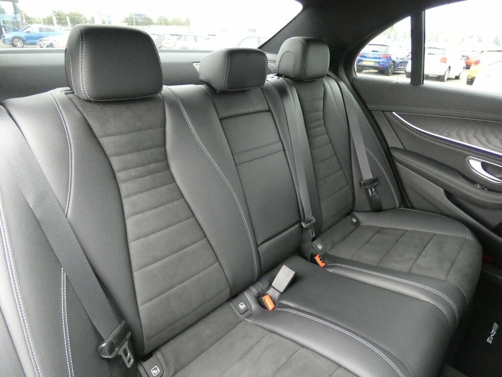 Mercedes-Benz E Class E220d Amg Line 9G-tronic Black #9