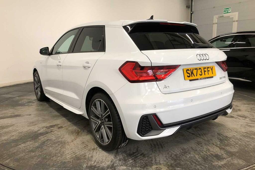 Audi A1 S Line 30 Tfsi 110 Ps 6-Speed White #3