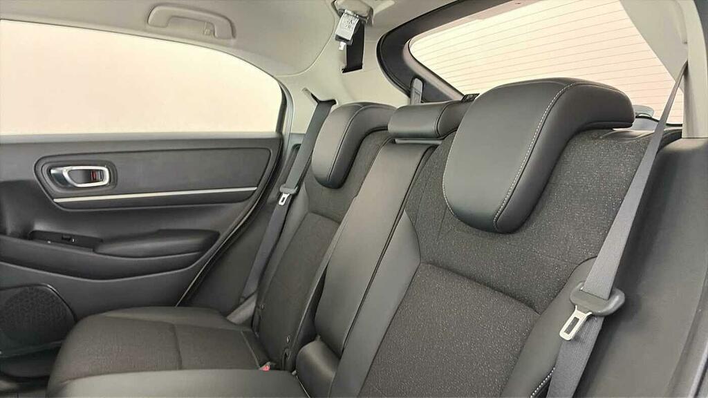 Honda Hr-V Elegance Black #8