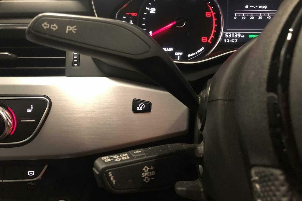 Audi A4 Avant Tdi 35 S Line Black #32