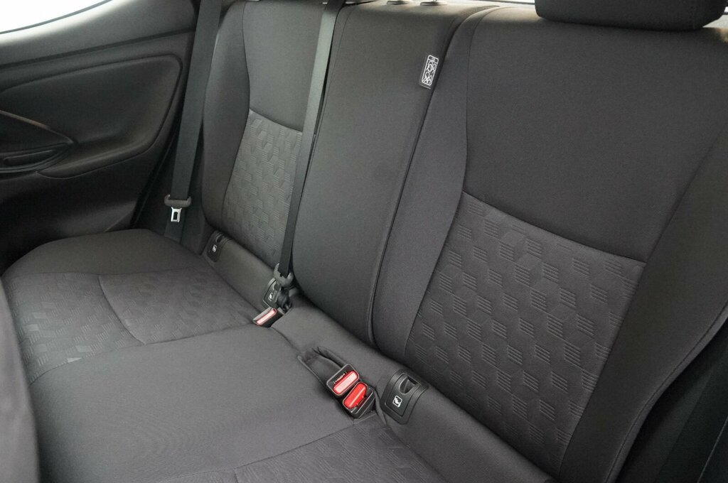 Mazda 2 1.5I Hybrid Centre Line Cvt White #27