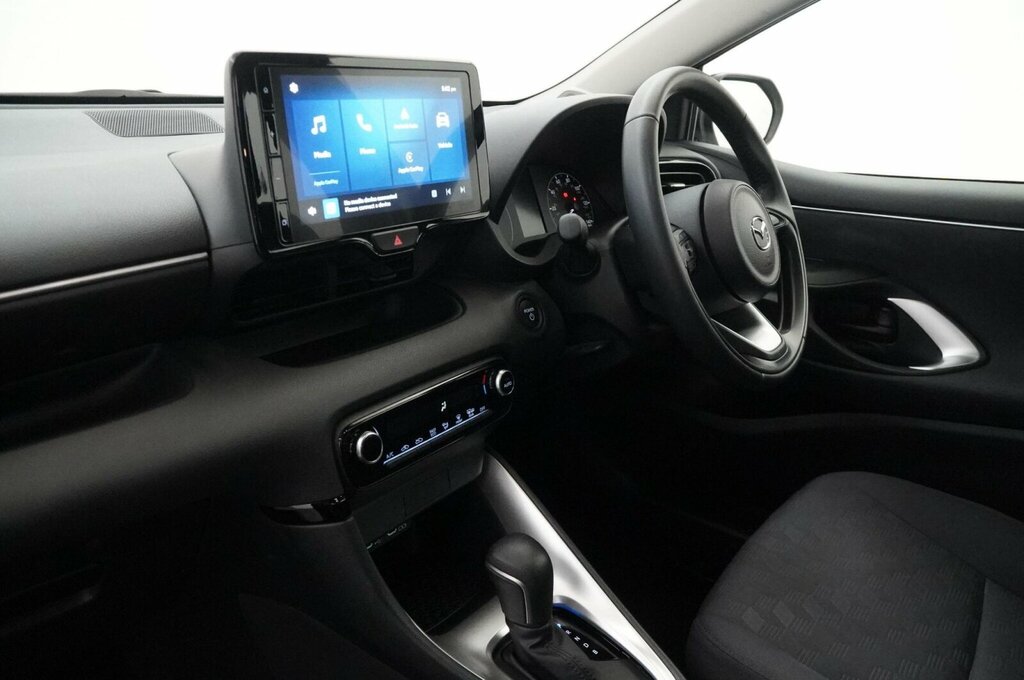 Mazda 2 1.5I Hybrid Centre Line Cvt White #33