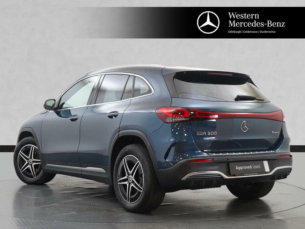 Mercedes-Benz EQA Eqa 300 4Matic Amg Line Blue #2