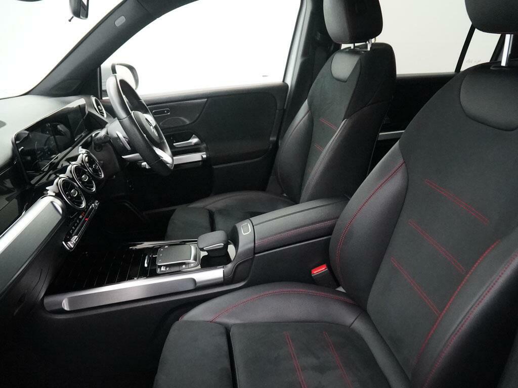 Mercedes-Benz GLB Class Suv White #34