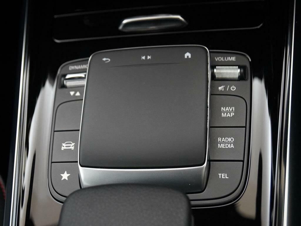 Mercedes-Benz GLB Class Suv White #24