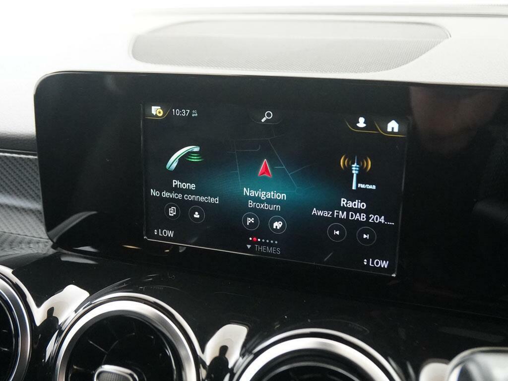 Mercedes-Benz GLB Class Suv White #21