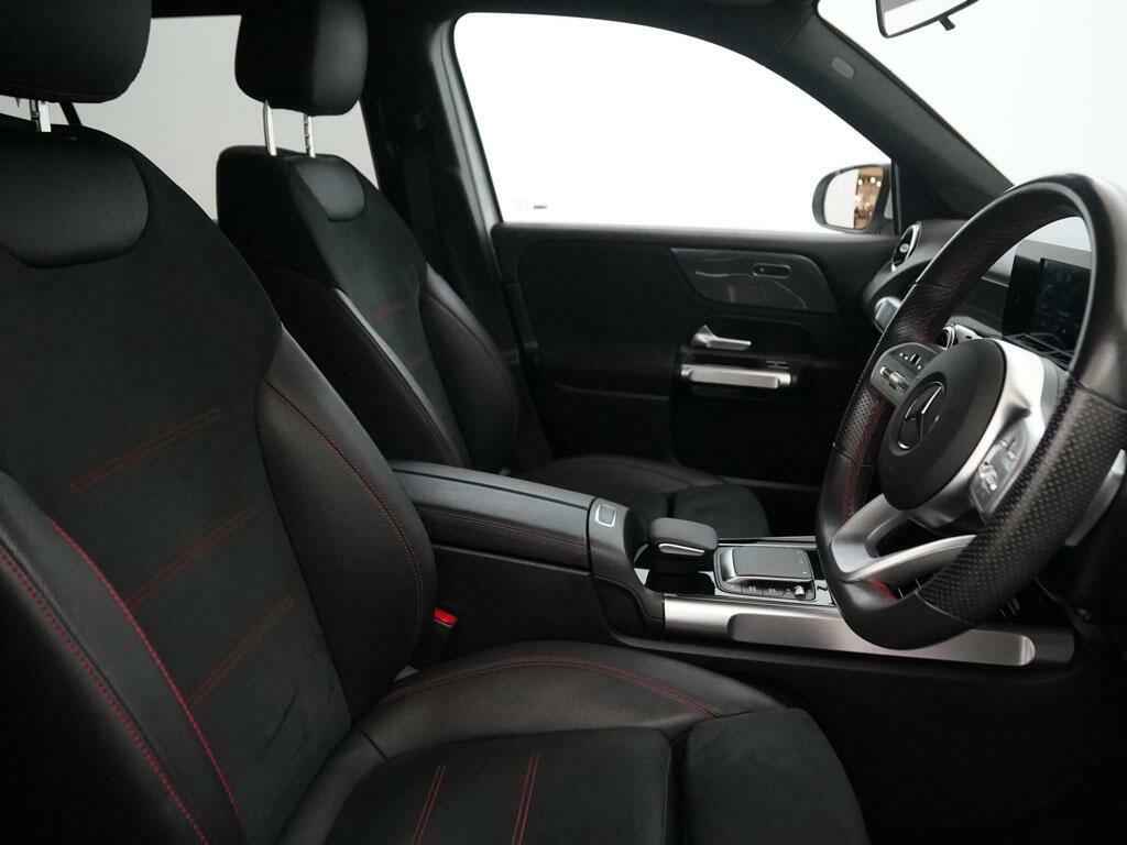 Mercedes-Benz GLB Class Suv White #16