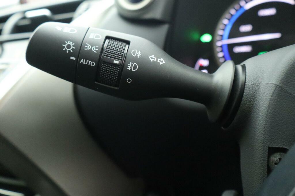 Lexus NX 300H 2.5 Sport  #20