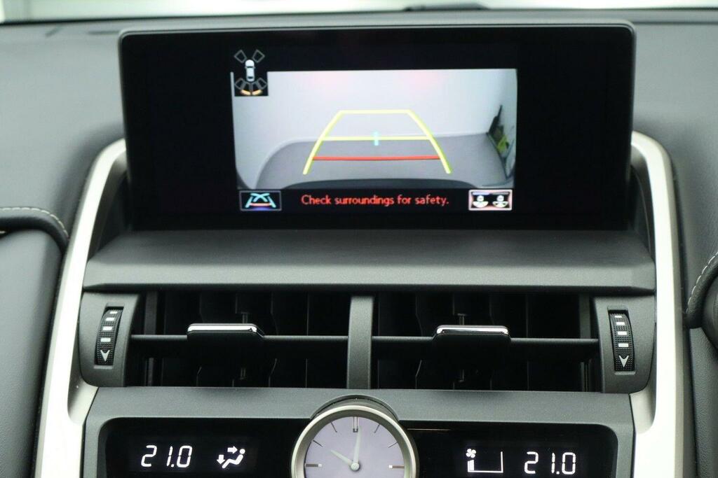 Lexus NX 300H 2.5 Sport  #29