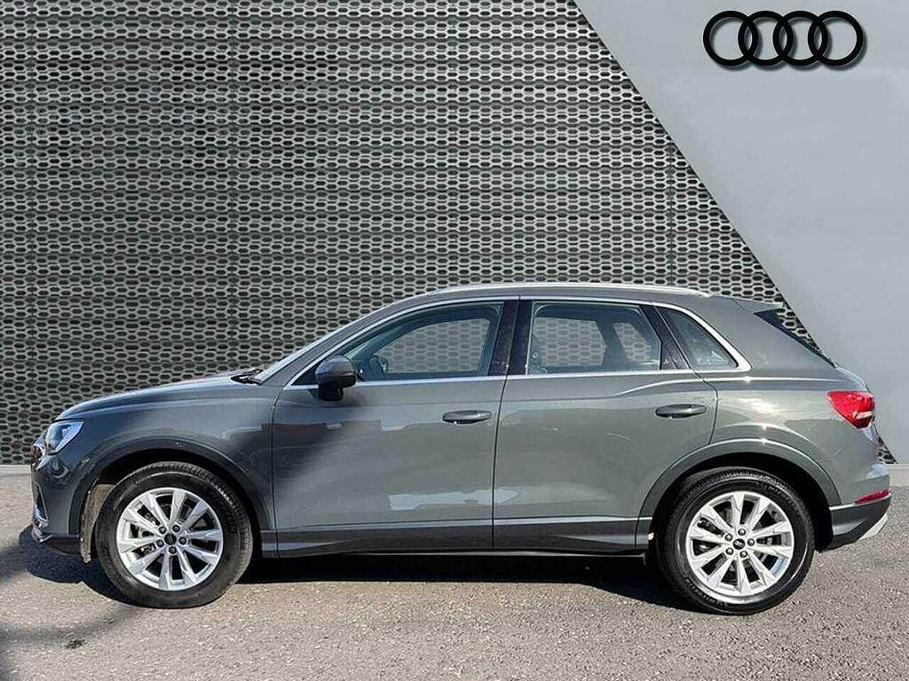 Audi Q3 Sport 35 Tfsi 150 Ps 6-Speed Grey #4
