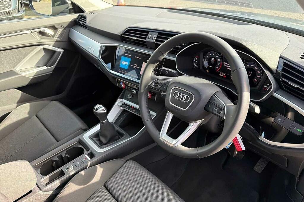 Audi Q3 Sport 35 Tfsi 150 Ps 6-Speed Grey #6