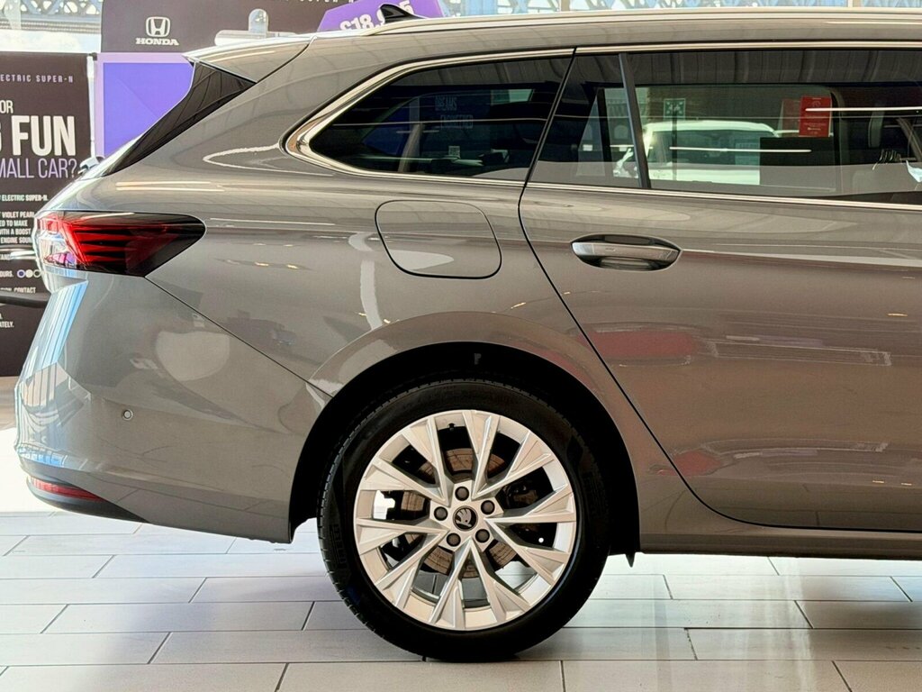 Skoda Superb Superb 1.5 Tsi E-tec Se Technology Dsg Silver #13