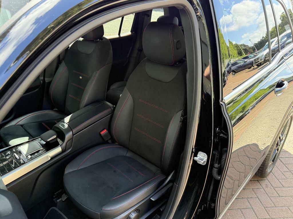 Mercedes-Benz GLB Class Suv Silver #17