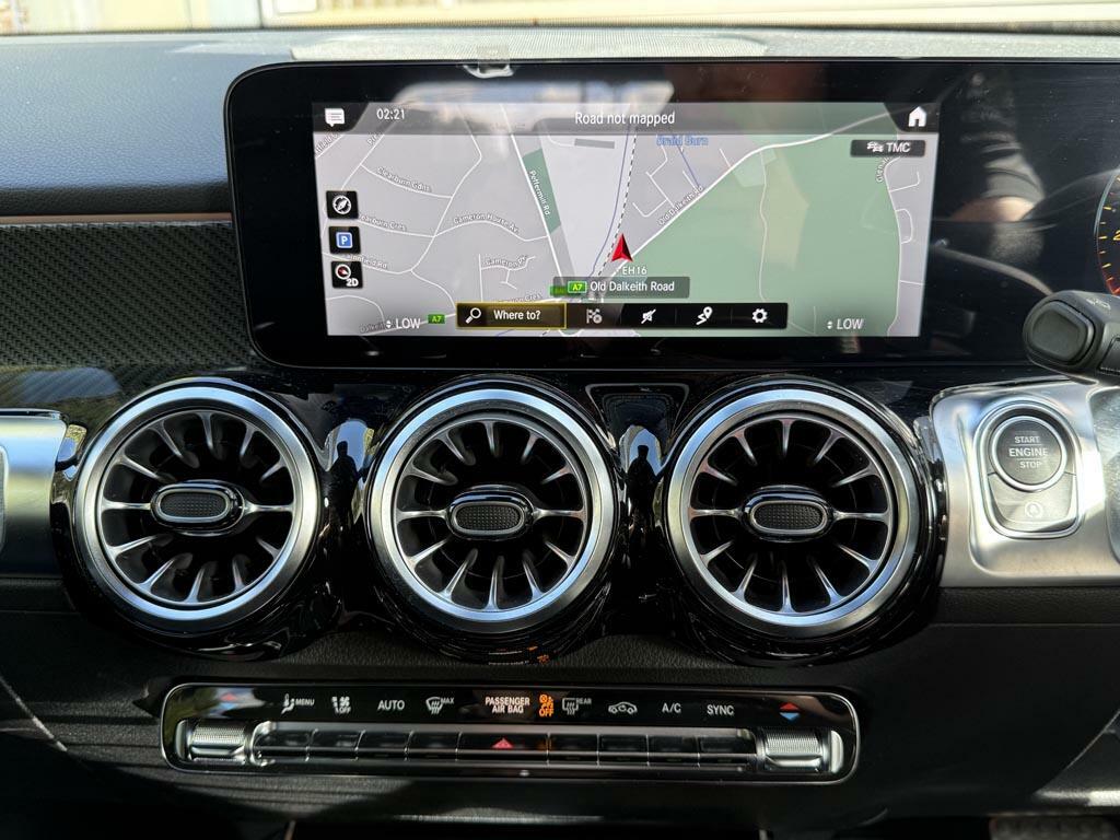 Mercedes-Benz GLB Class Suv Silver #24