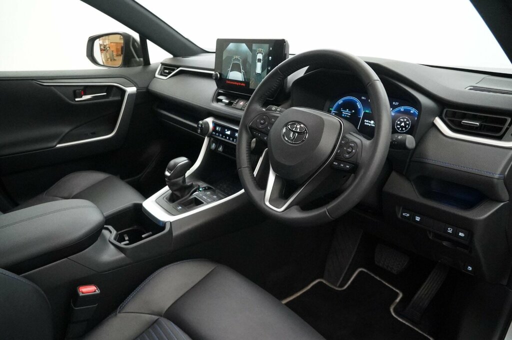 Toyota Rav 4 Dynamic White #8