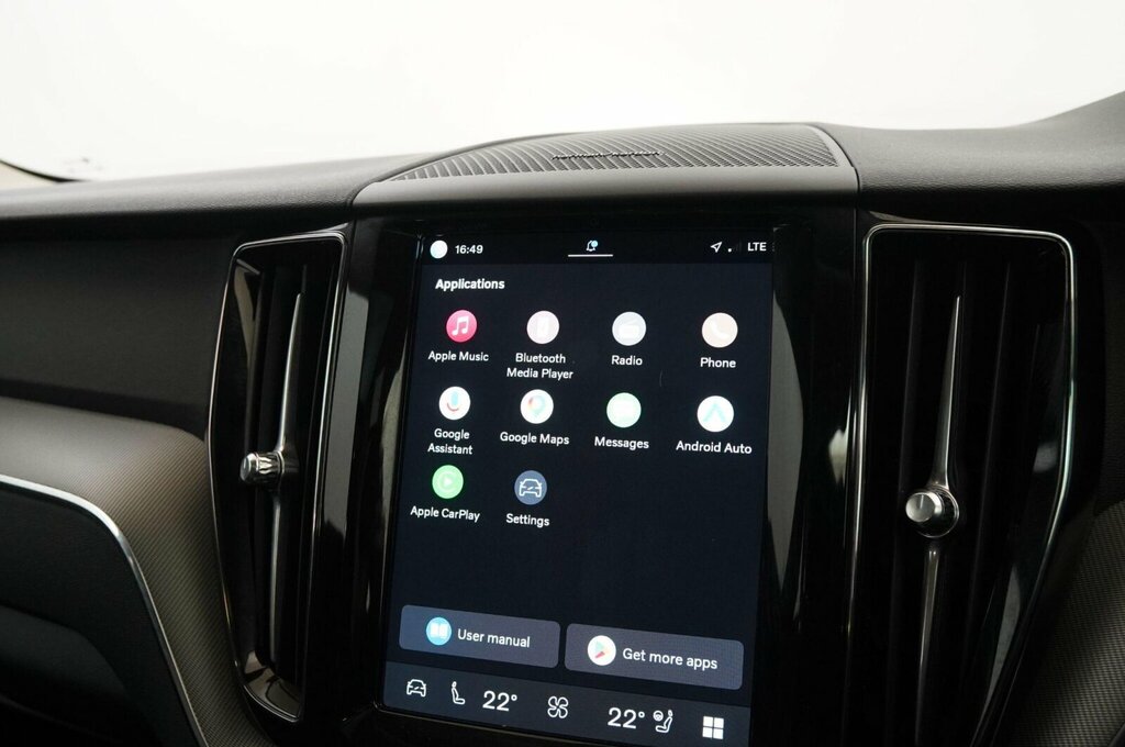 Volvo XC60 Ultimate Black #24