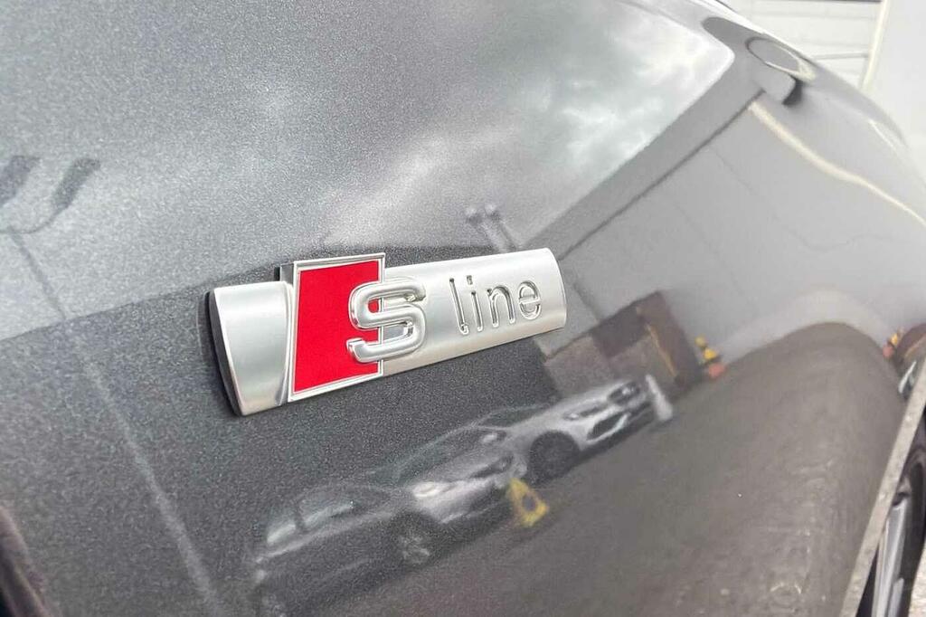 Audi A6 Avant 2.0 Tdi 40 S Grey #16
