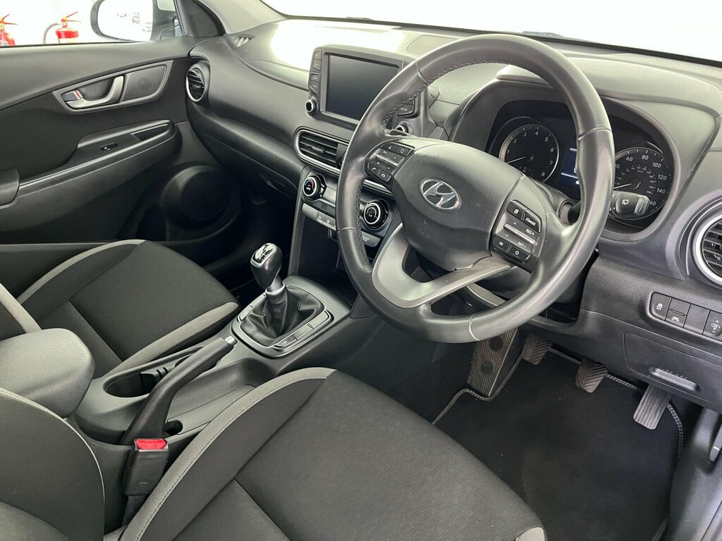 Hyundai Kona 1.0 T-gdi Blue Drive Premium Euro 6 Ss White #2