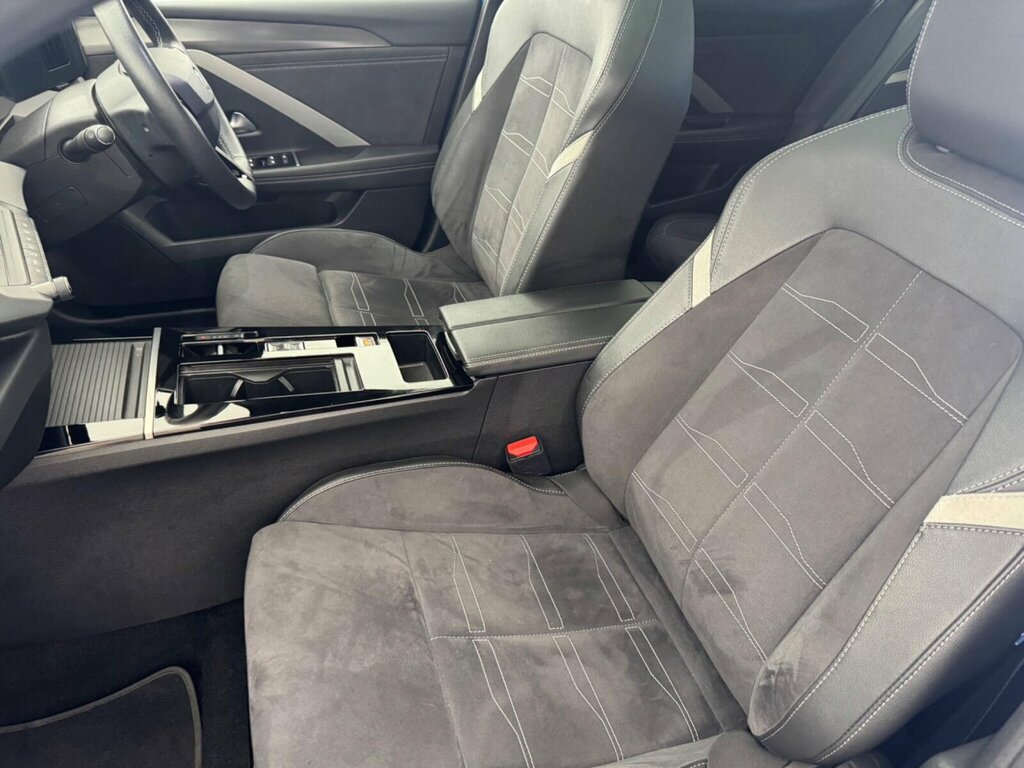 Vauxhall Astra 2024 24 1.2  #25