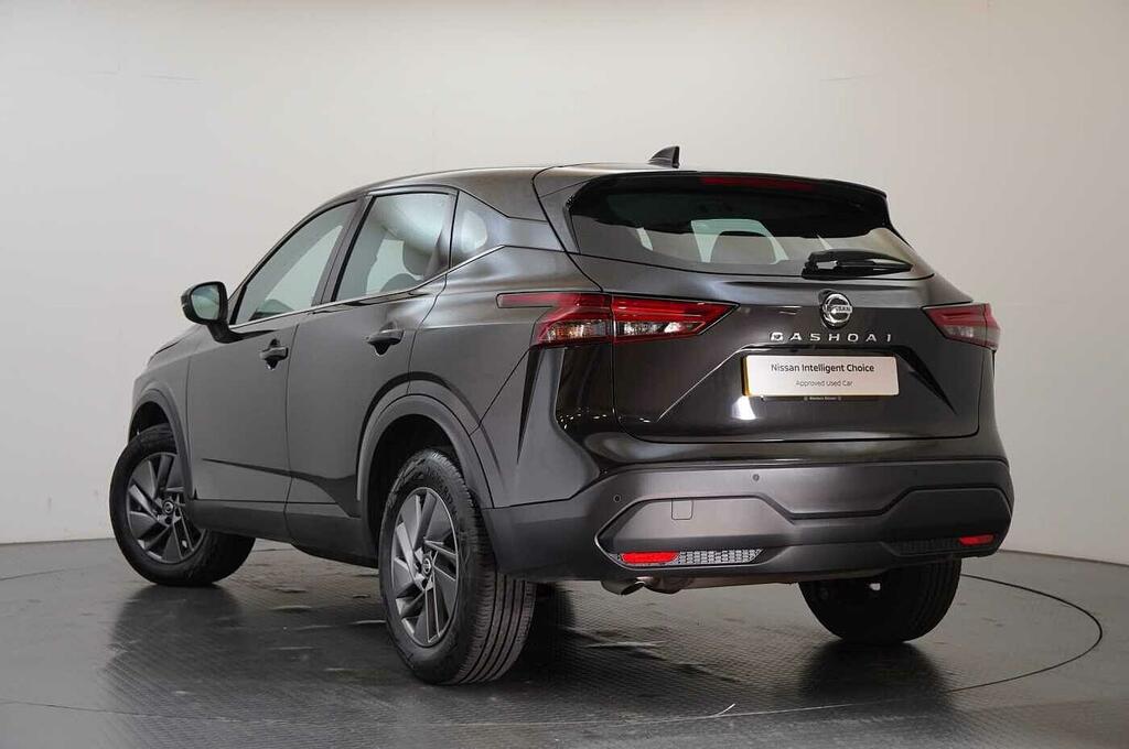 Nissan Qashqai 1.3 Dig-t Mh 158 Acenta Premium X-tronic With Black #3