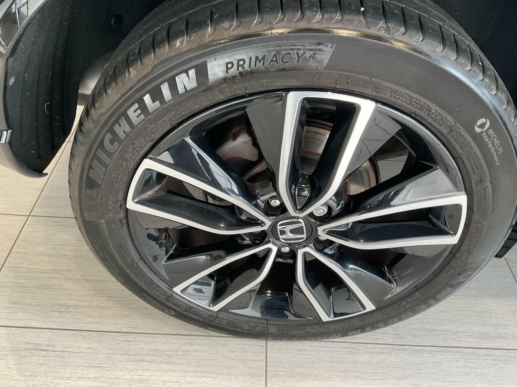Honda Hr-V Advance Style White #30