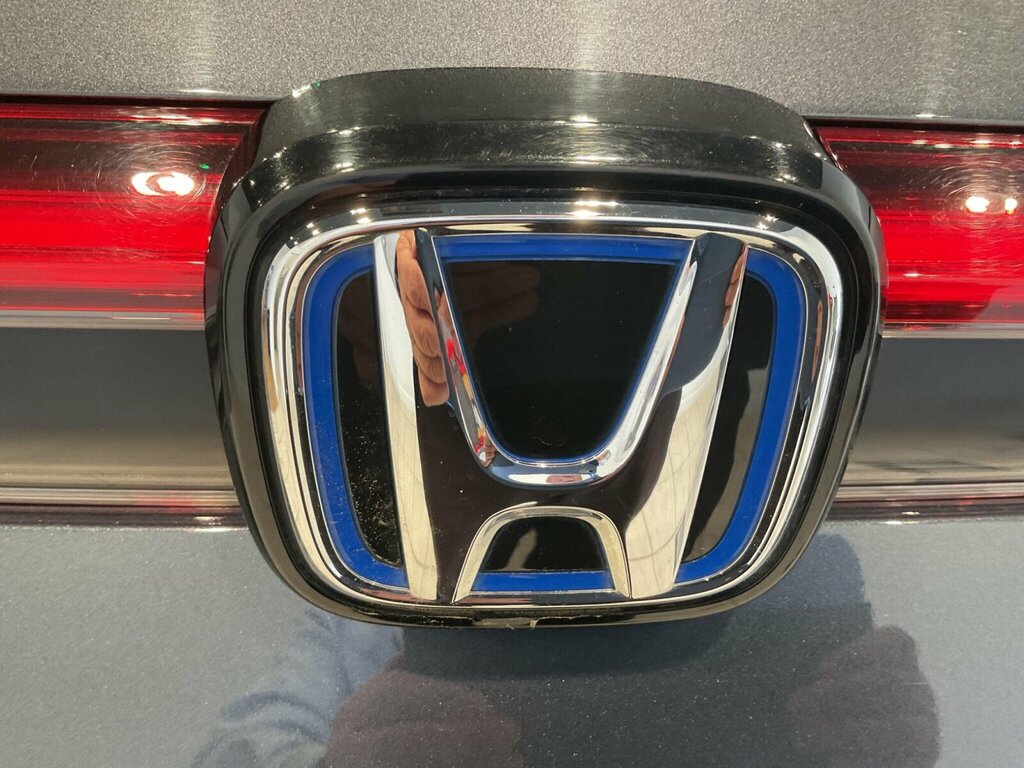 Honda Hr-V Advance Style White #45