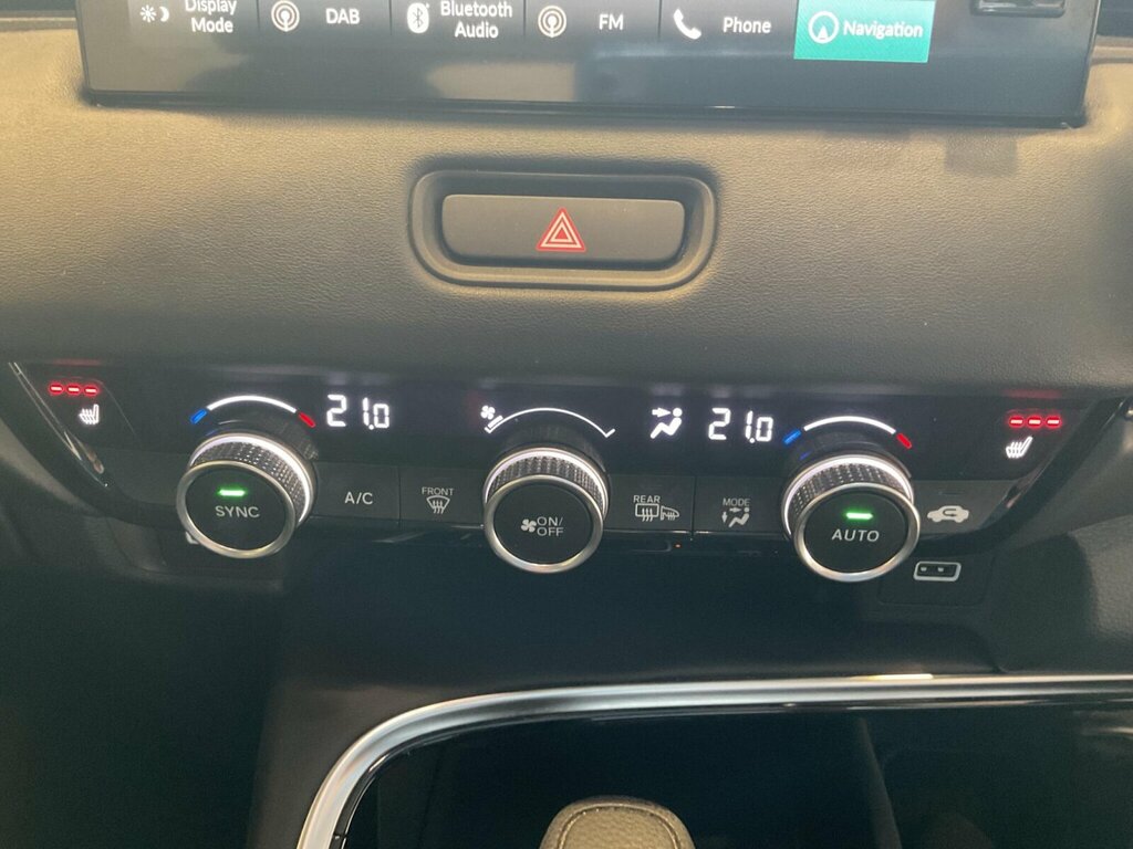 Honda Hr-V Advance Style White #51