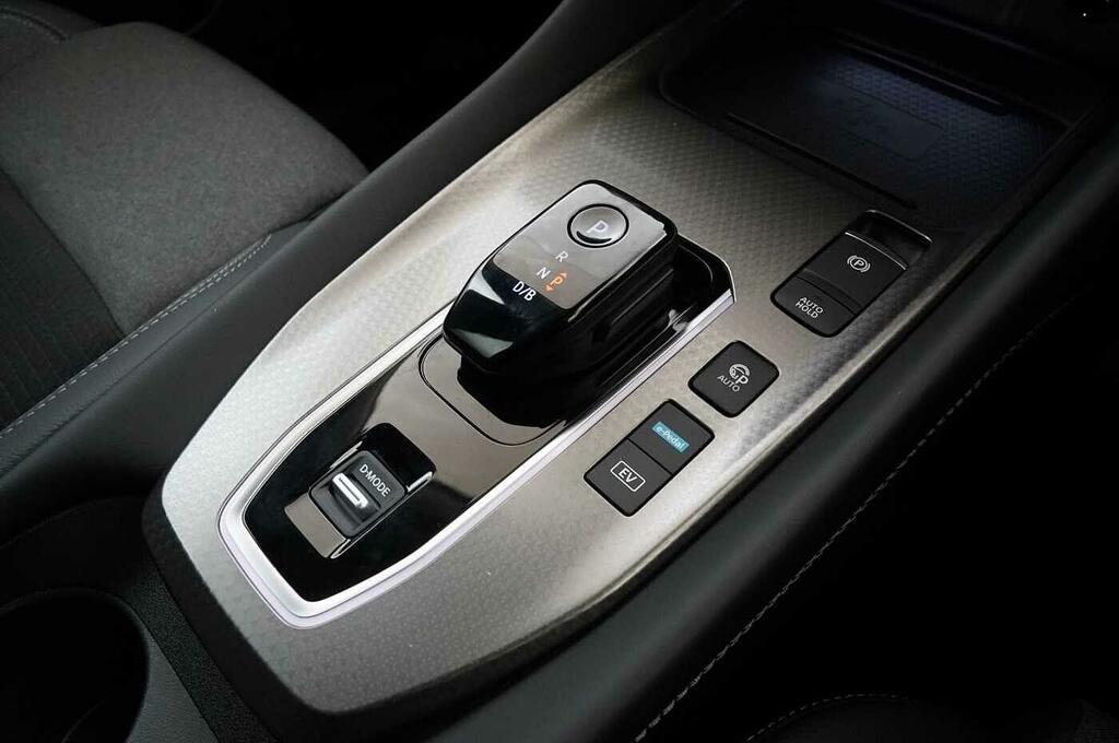 Nissan Qashqai E-power Tekna Silver #32