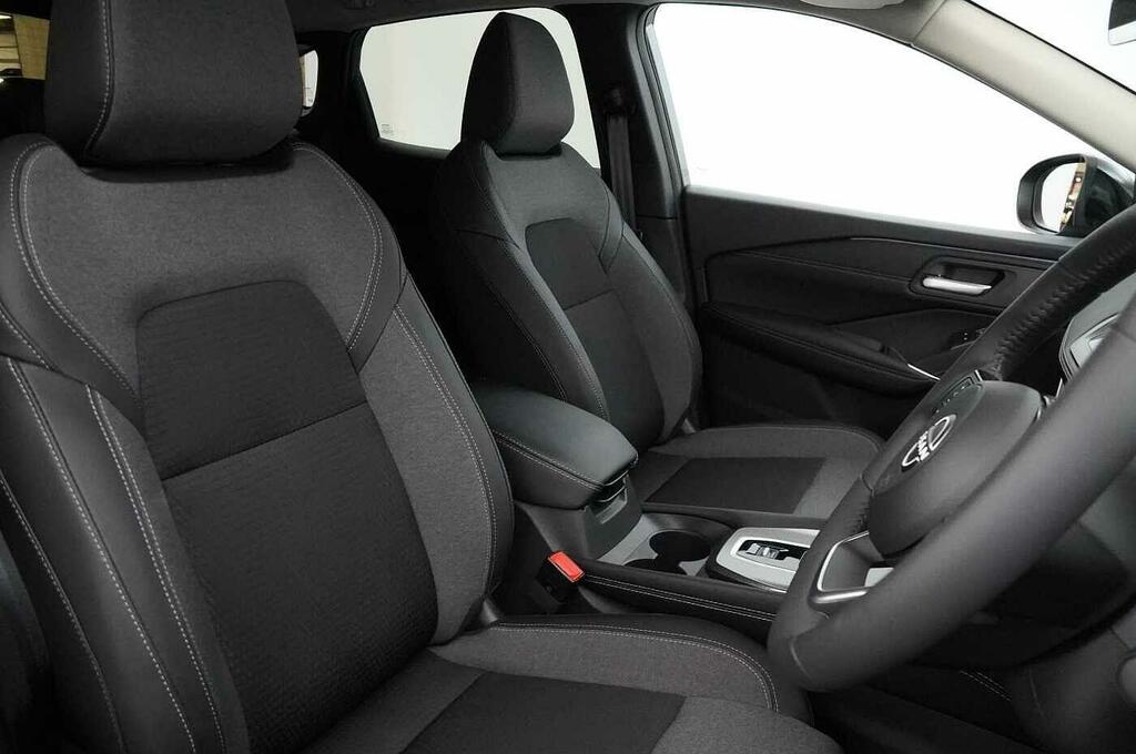 Nissan Qashqai E-power Tekna Silver #17