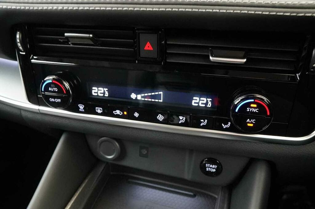 Nissan Qashqai E-power Tekna Silver #28