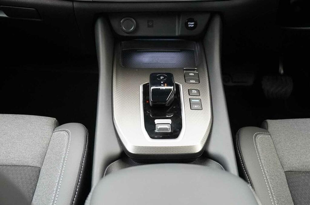 Nissan Qashqai E-power Tekna Silver #31