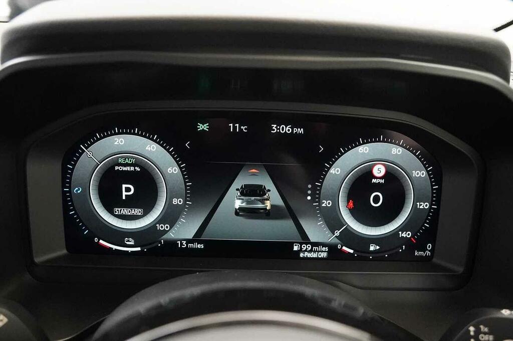 Nissan Qashqai E-power Tekna Silver #34
