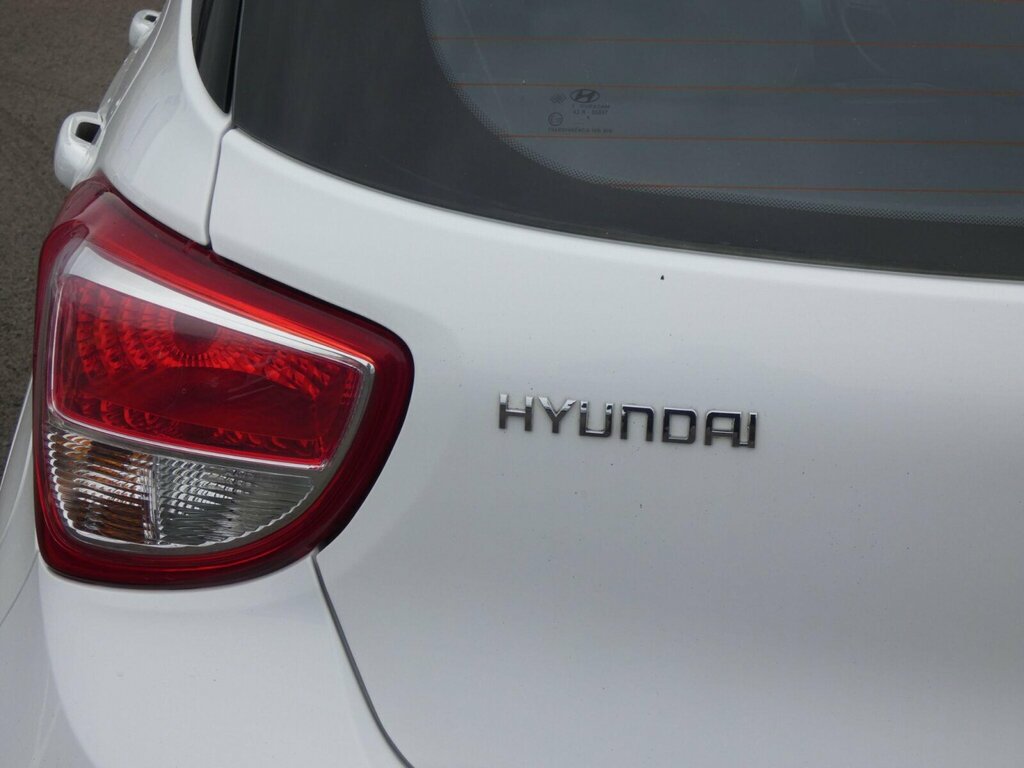 Hyundai I10  Orange #15