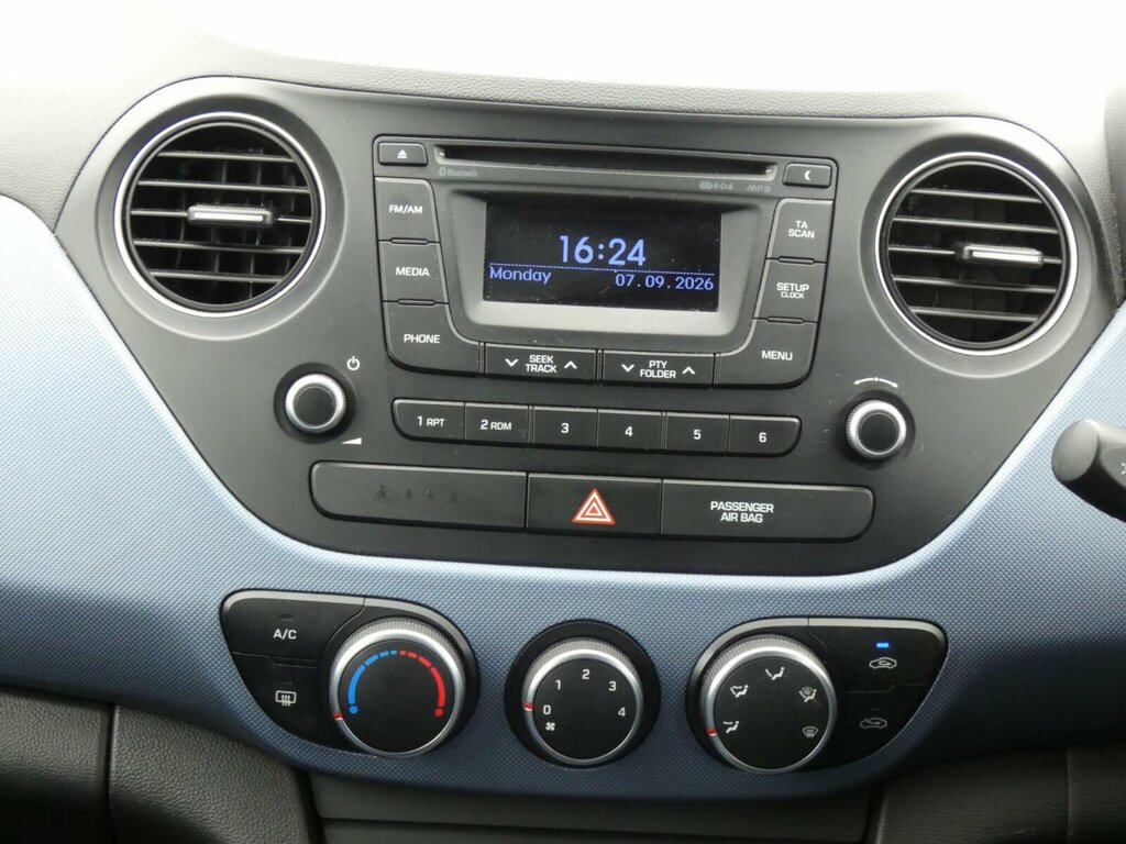Hyundai I10  Orange #12