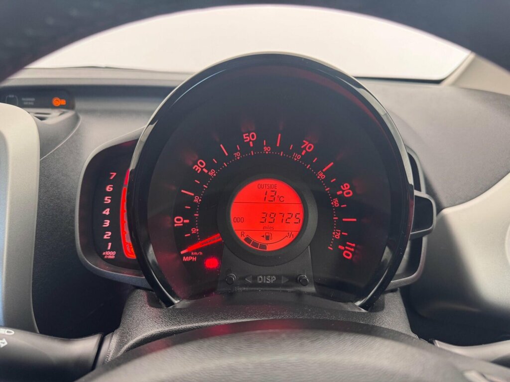 Toyota Aygo Hatchback Red #15