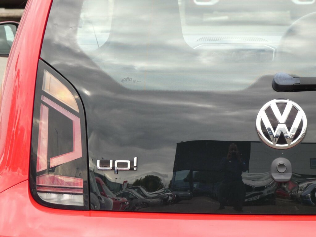 Volkswagen Up 1.0 Look Up Yellow #25