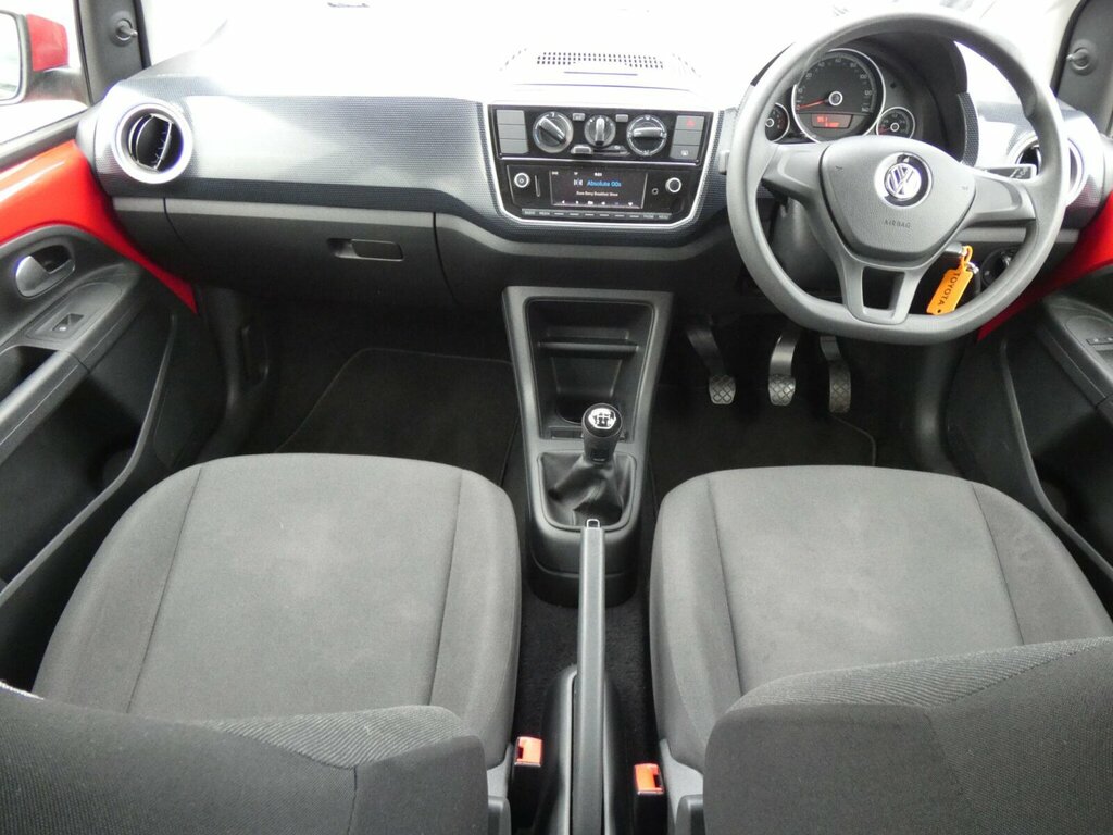 Volkswagen Up 1.0 Look Up Yellow #8