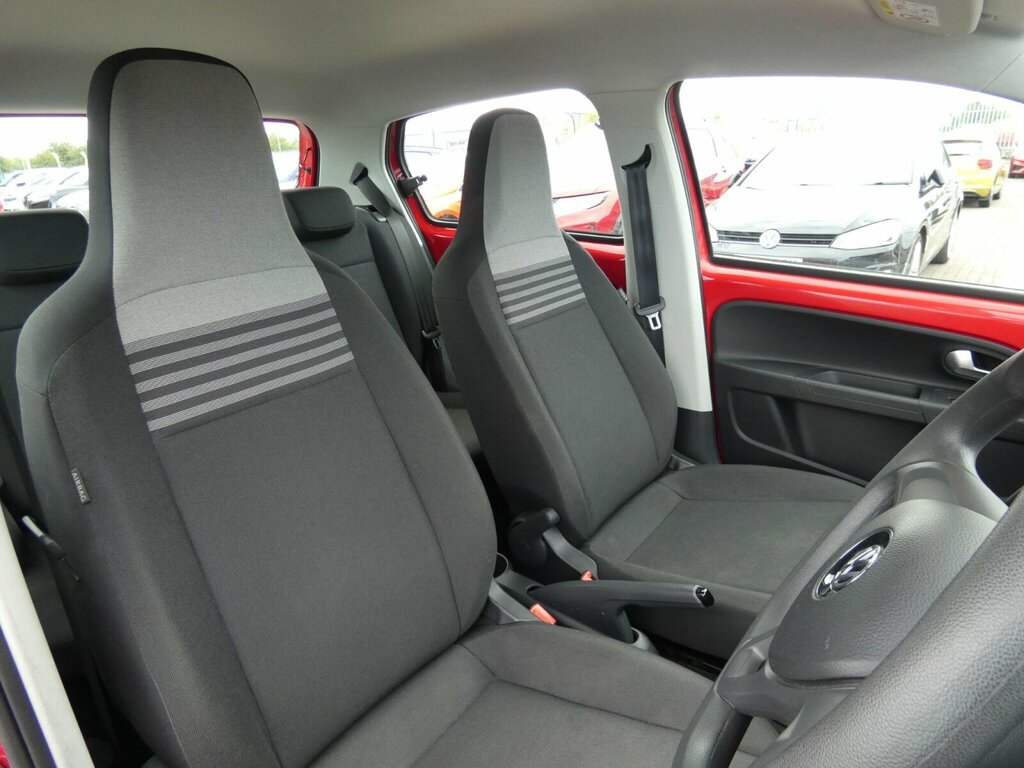 Volkswagen Up 1.0 Look Up Yellow #10