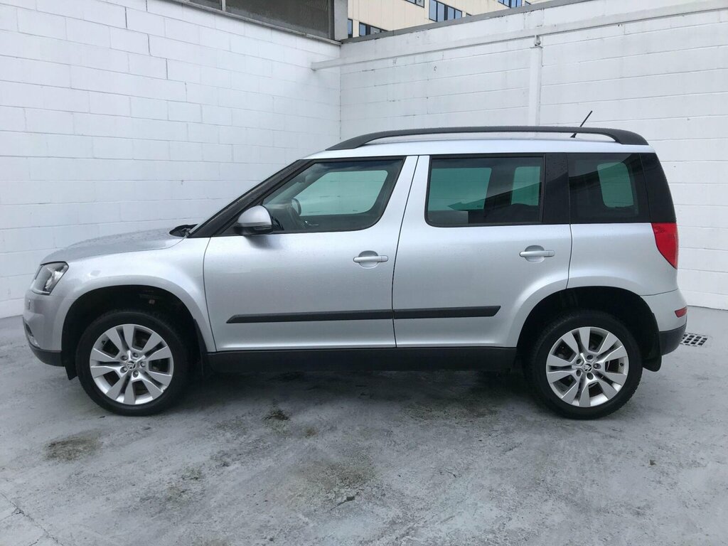 Skoda Yeti 1.2 Se Tsi Grey #9