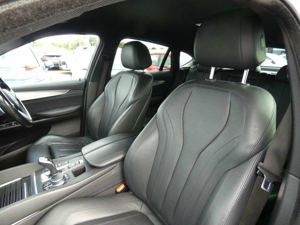 BMW X6 Xdrive30d M Sport Step White #8