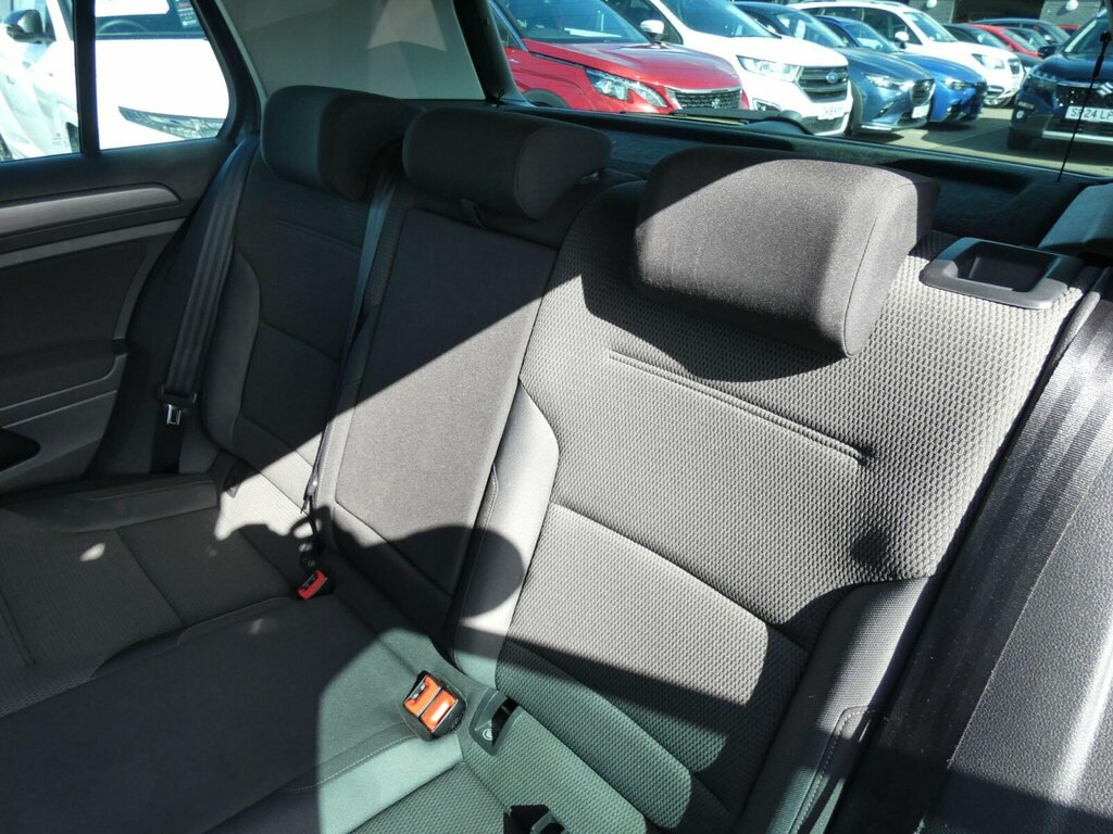 Volkswagen Golf 1.6 Tdi Match Edition Grey #11