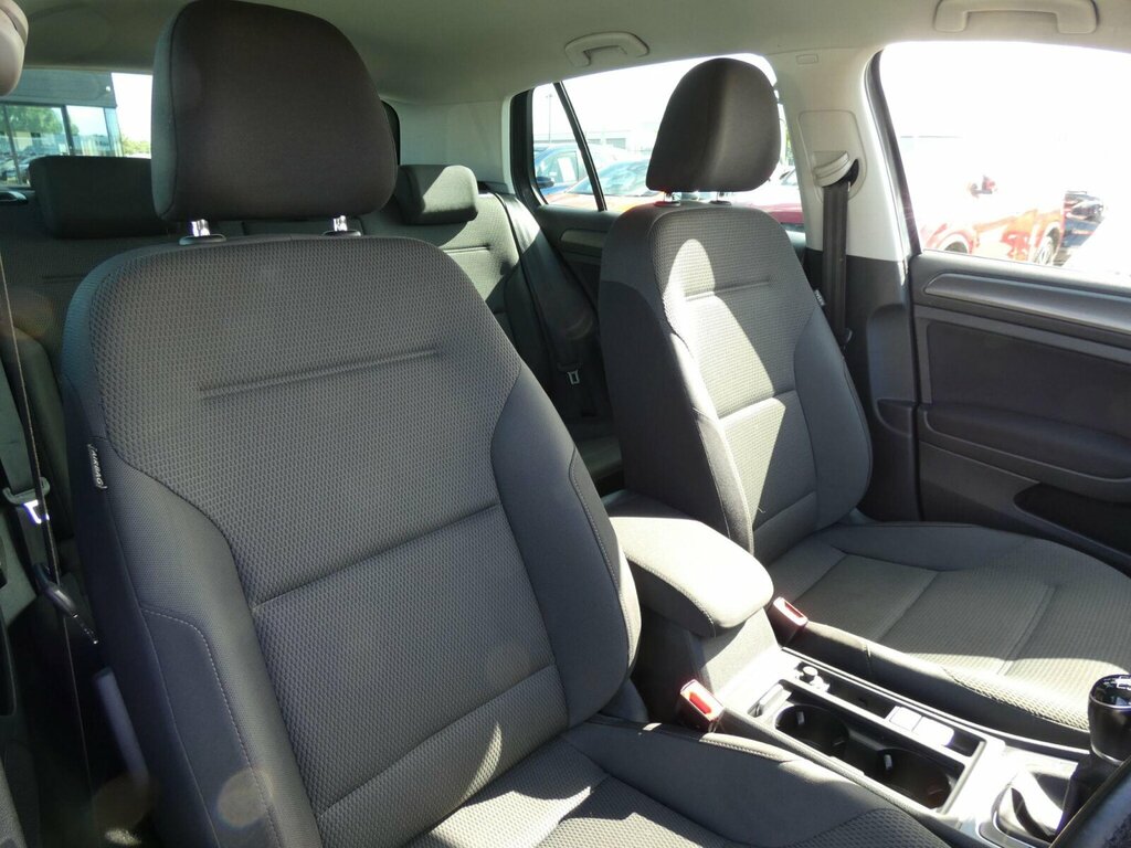Volkswagen Golf 1.6 Tdi Match Edition Grey #10