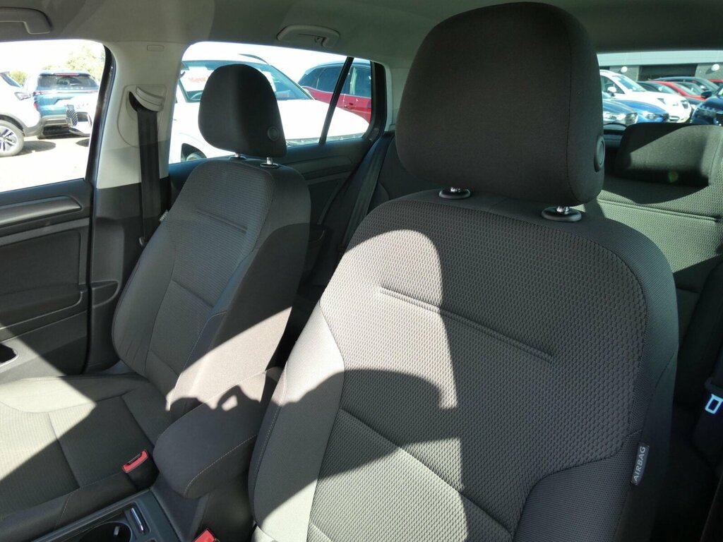 Volkswagen Golf 1.6 Tdi Match Edition Grey #9