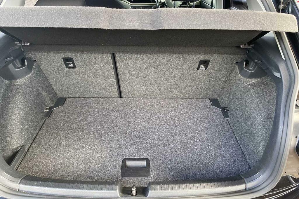 Volkswagen Polo Sel Black #11