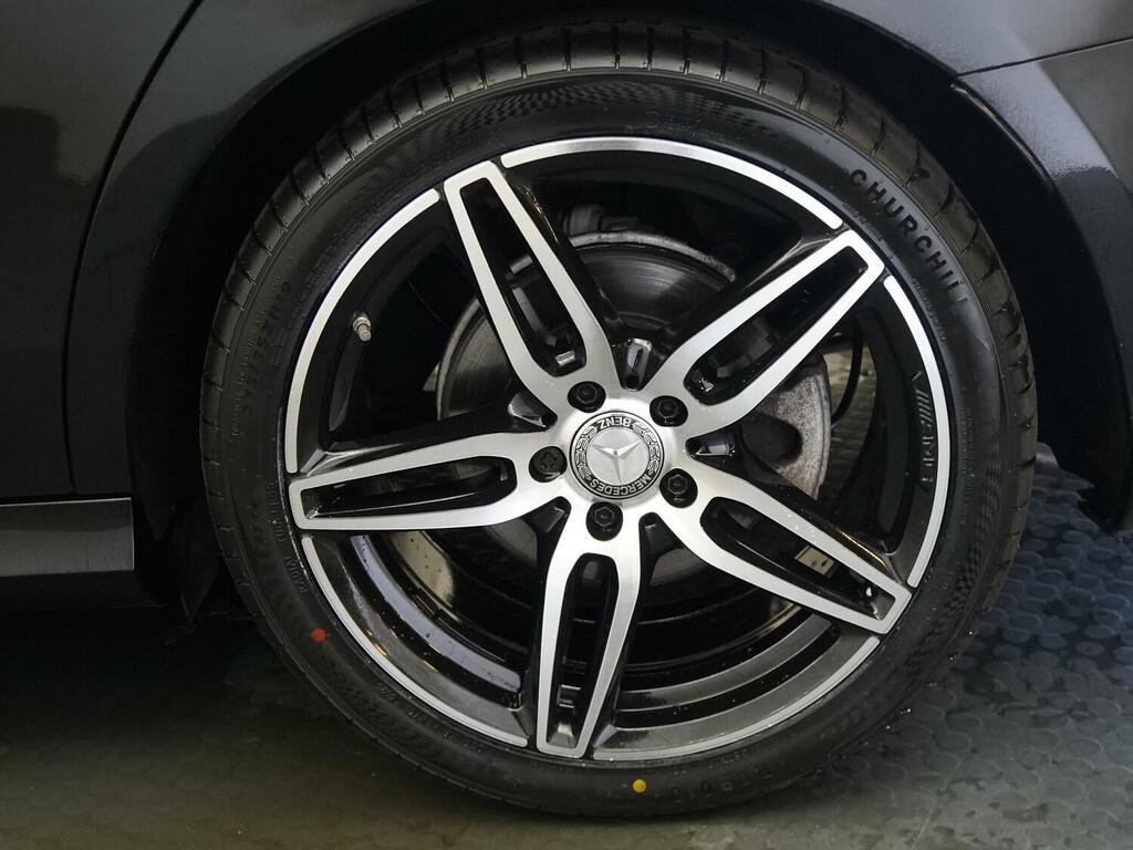Mercedes-Benz E Class E 220 D Amg Line Black #6