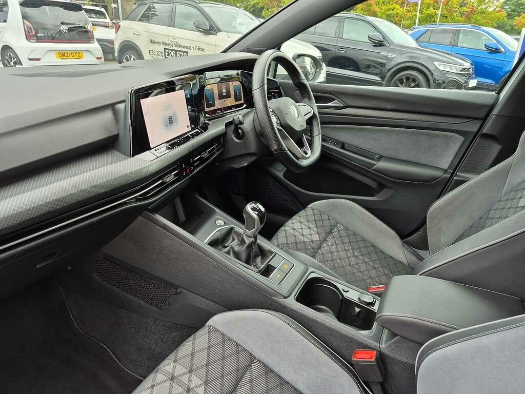 Volkswagen Golf R-line 1.5 Tsi 150Ps 6-Speed White #2